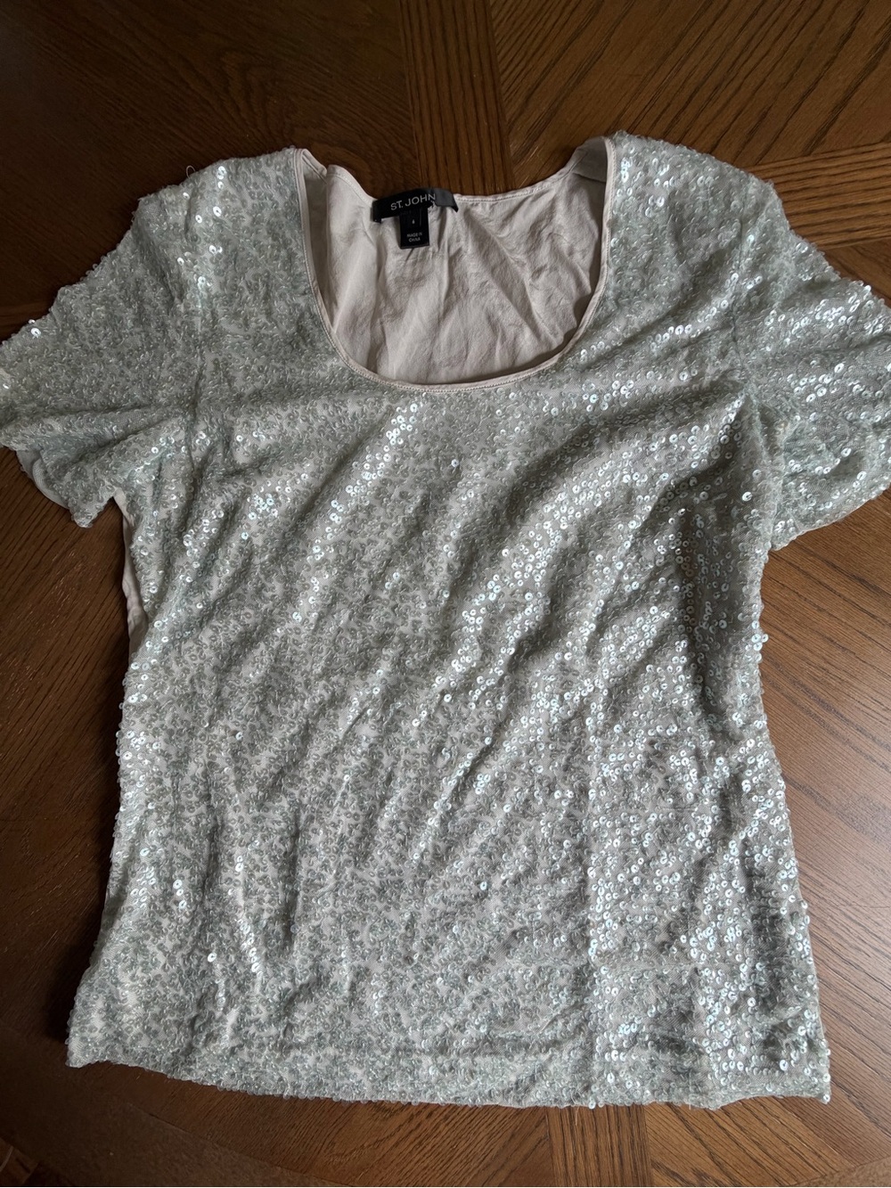 St. John Sequined Short Sleeve Scoop Neck Top in Ivory 94% Silk